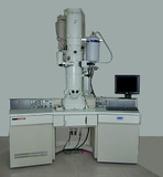 高分辨透射电子显微镜（TEM）